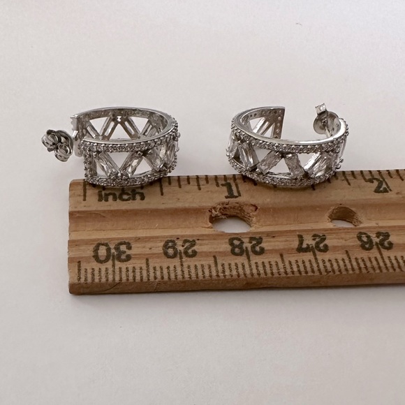 925 Silver cz hoops earrings - Picture 4 of 4